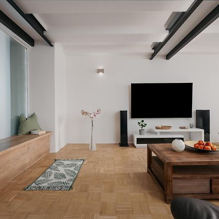 Dot 3 Bdr Apartment With Tyn Cathedral View & Ac プラハ エクステリア 写真