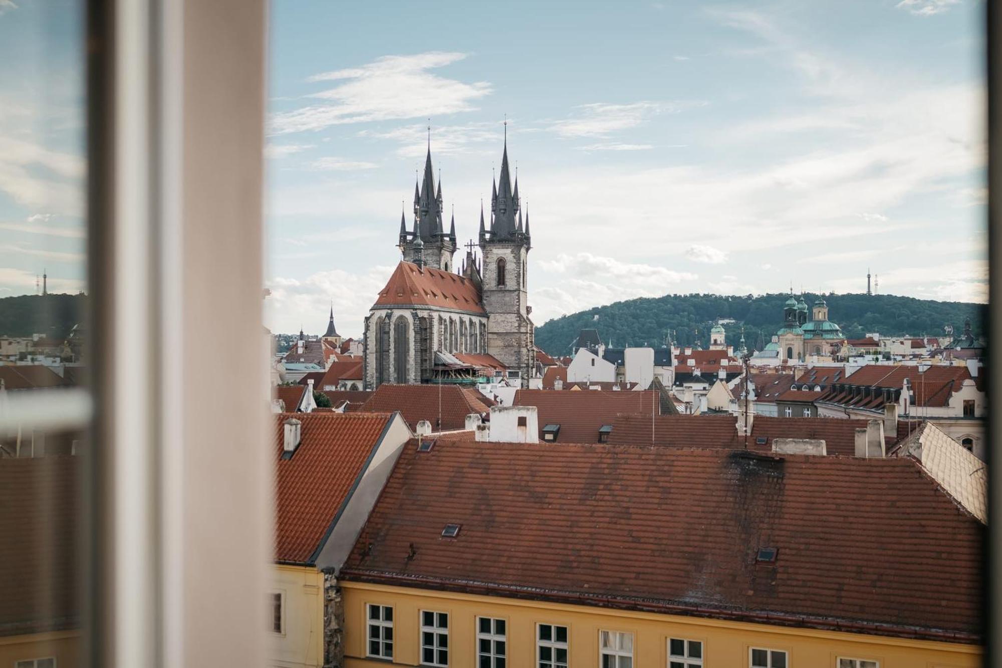 Dot 3 Bdr Apartment With Tyn Cathedral View & Ac プラハ エクステリア 写真